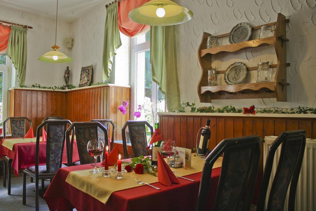 Konigszinne Bodenwerder Buitenkant foto